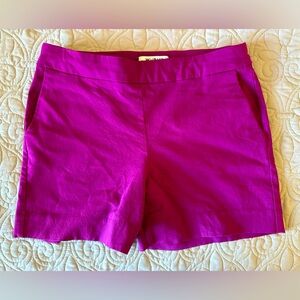 WHBM magenta stretchy shorts, pull on shorts. Nice ponte like fabric 4.5” inseam